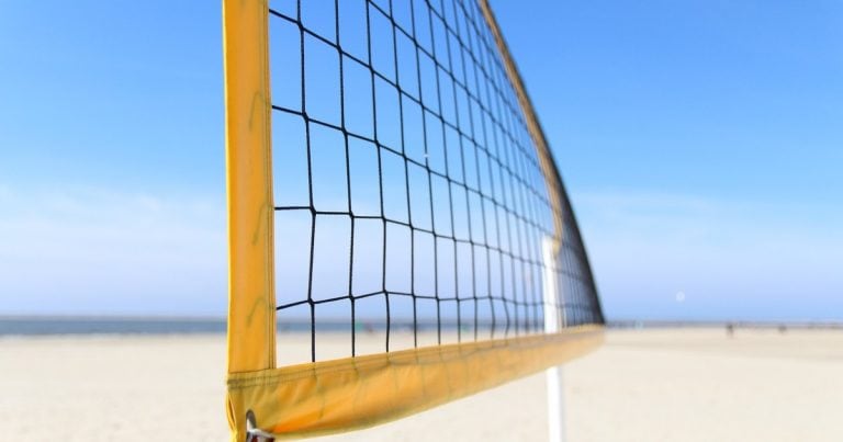 Beach volleyball net