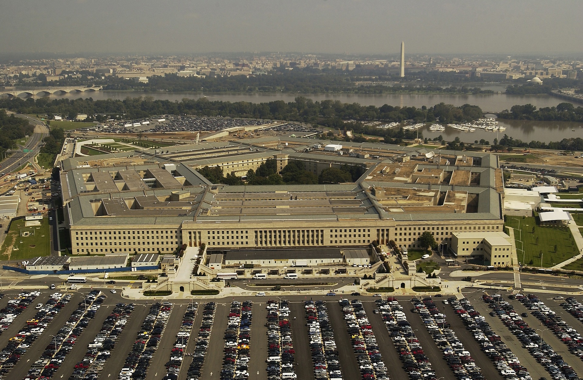 Unprotected DoD Server Leaks US Military Emails