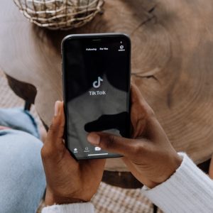 UK Considers Banning TikTok on Government Devices