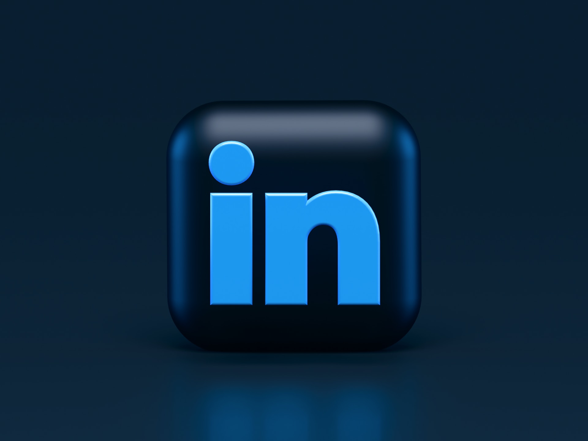 LinkedIn Users Face Widespread Account Hacks